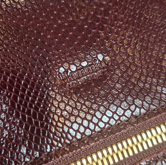 Rare Hammitt VIP Medium Bag Red Wine Burgundy Snake Brushed Gold Hardware - Picture 8 of 16